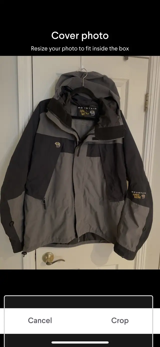 Mountain Hardwear Exposure II Parka Large - Men's in Men's in Calgary - Image 2