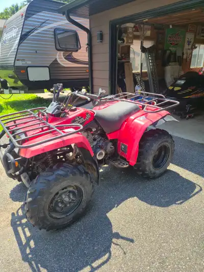 Great little machine with low mileage, decent rubber, new brakes and ready to go.