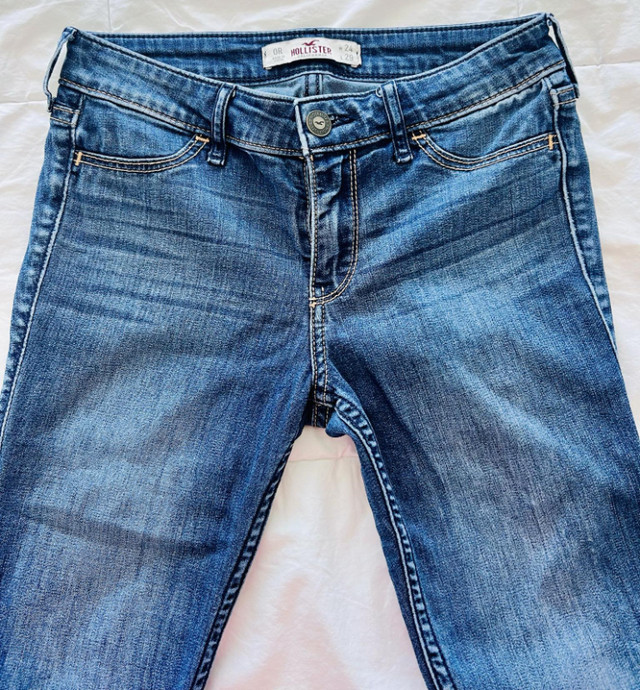 Hollister Women's jeans size 24x29 in Women's - Bottoms in Victoria - Image 2