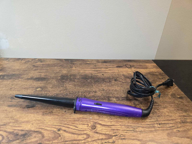 Revlon Bold Expression Ceramic Tapered Curling Wand Tested worki in Other in Mississauga / Peel Region - Image 4