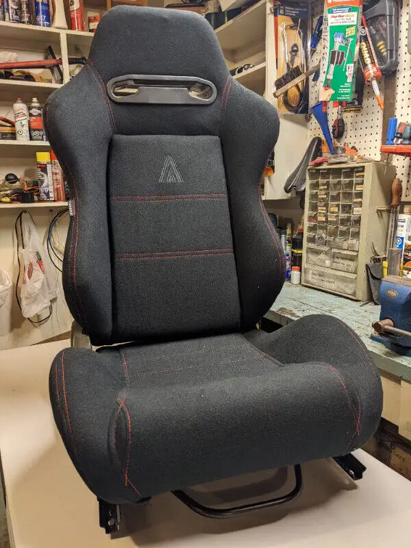 Driver's Tanaka Black Cloth Racing Seat for Honda & Acura in Other Parts & Accessories in Edmonton - Image 3