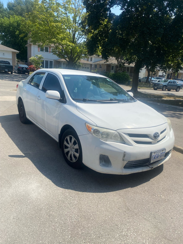 Toyota Corolla 2012 white for sale in Cars & Trucks in City of Toronto