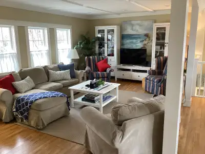 Beautiful watervièw home in Stanley Bridge,, live in ready with all utilities included as well as sn...