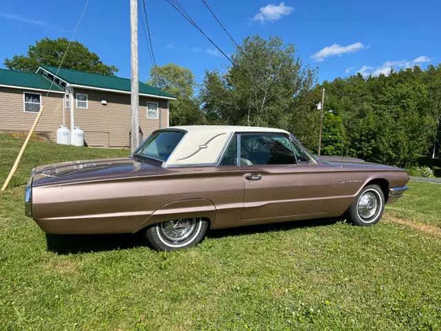 1964 Ford Thunderbird in Classic Cars in Bedford - Image 3