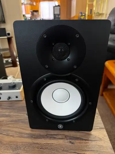Yamaha HS7 powered studio monitors. 6.5". As new. Bought new by me less than 6 months ago. Smoke and...