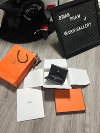 Gucci Card Holder  Kijiji in Toronto (GTA). - Buy, Sell & Save