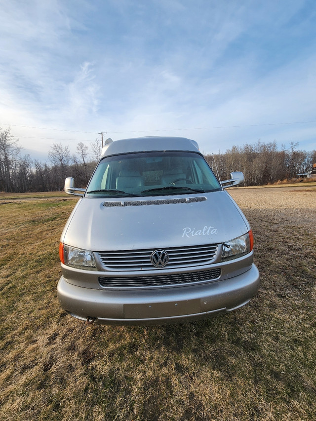 2005 rialta winnebago model 22FD RVs & Motorhomes Red Deer Kijiji