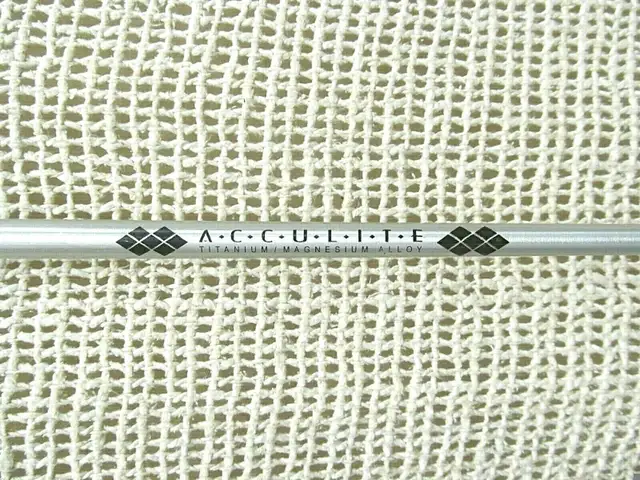 ACCULINE Tournament Series 303 Oversize Blade Putter 35 Inch RH in Golf in Regina - Image 8