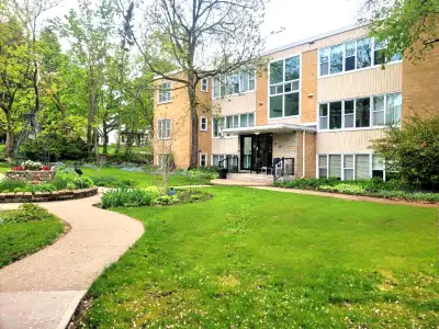 Step into your serene oasis in Barrie, Ontario—a beautifully appointed 2 bedroom apartment nestled j...
