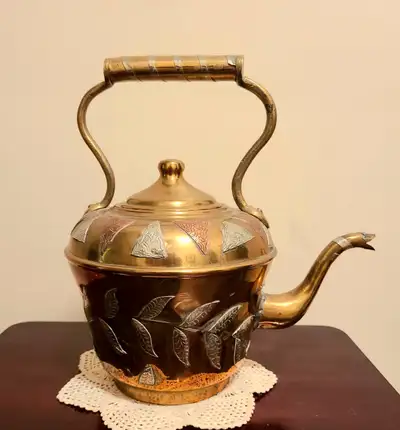 PICKUP WESTON RD./401 AREA 12" tall x 7"diameter copper base Adorned with copper and silver colored...