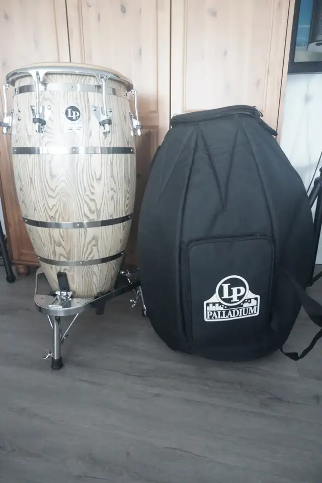 Congas