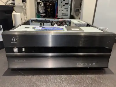 Motherboard died. CPU, 4gb ram, 120gb ssd all good… bonus parts. Details in photos