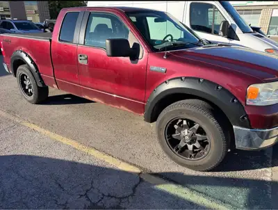 PART OUT 2006 Ford F150 Flare and wheels and sound system are gone. 230K KM Power train available En...