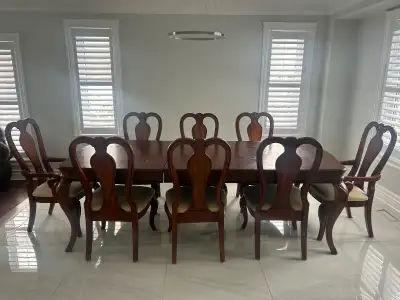 Table to give away - FREe table à dîner à donner - GRATUIT, View more