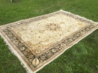 Persion hand knotted silk Iranian carpets