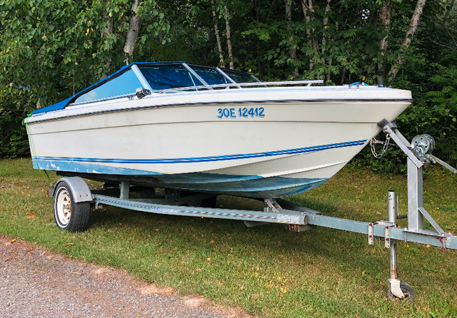 For Sale.   16’ Prowler 5.1 Boat and trailer.  Older model in Travel Trailers & Campers in North Bay - Image 2