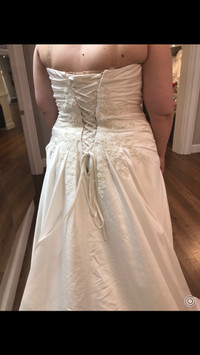 Plus Size Wedding Dress 185 obo 