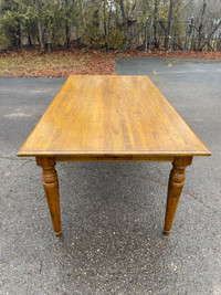 Beautiful Hardwood Table!