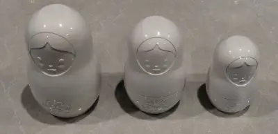 Matryoshkas Made to Measure M-Cups - Set of 6 dry measure cups that connect into 3 doll-like contain...