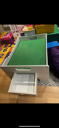 Kids crafts/ play table