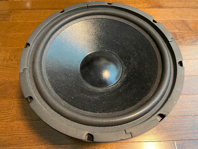 12’’ B&W Subwoofer Speaker Bowers & Wilkins ASW1000 ZZ10580 in Speakers in Ottawa