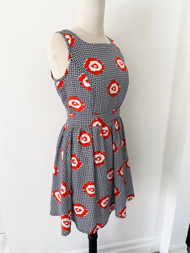 Floral Summer Dress in Women's - Dresses & Skirts in Kitchener / Waterloo - Image 5