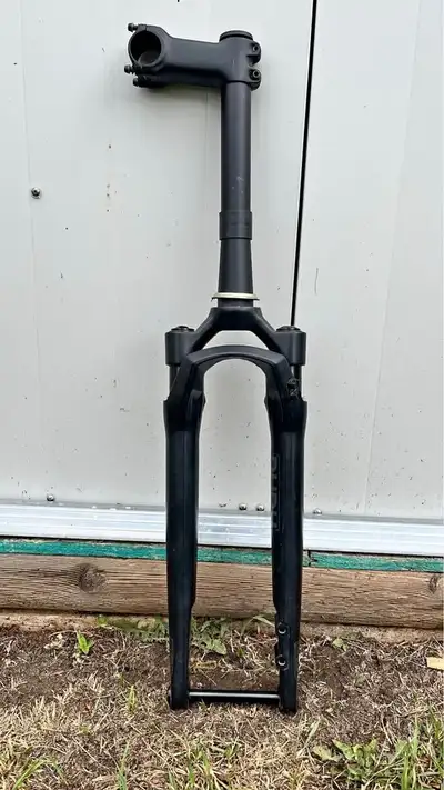 Rock Shox Rudy XPLR gravel bike fork, View more