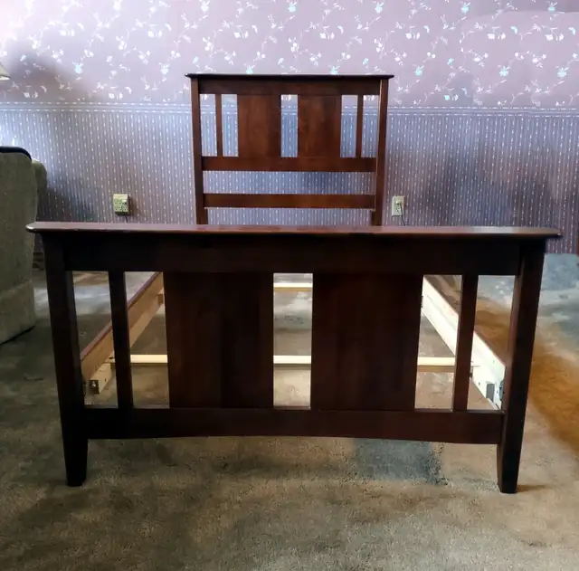 Bed Frame, Twin size - Hardwood - made in Canada628632808189451214