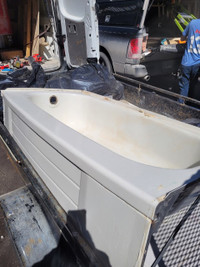 FREE steel bathtub - good used condition