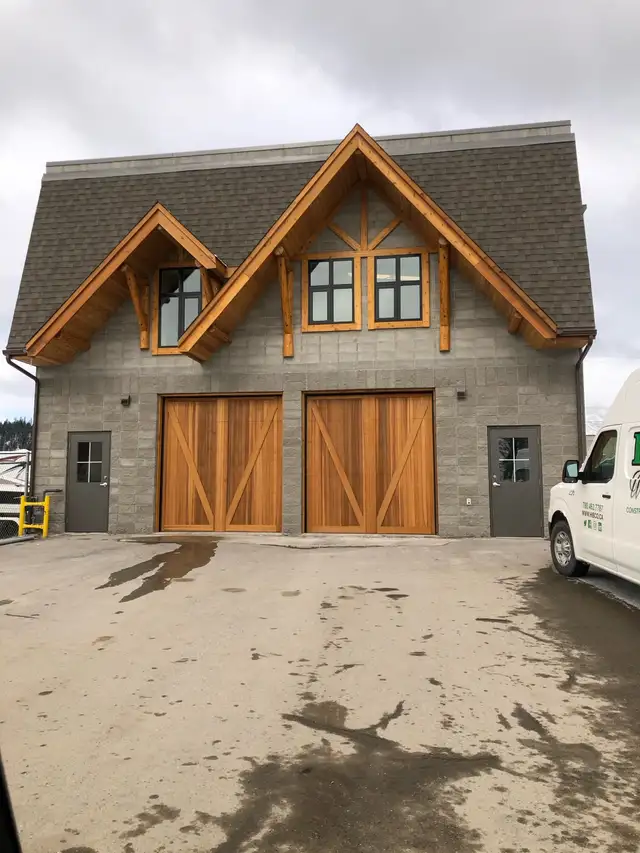 commercial / residential overhead door installer 63240675259777122