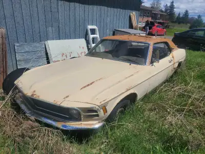 1970 Mustang project Straight line 6 does not start The car is a complete car it has pretty much all...