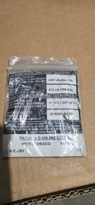 Attache remorque 2 po usagé pour subaru outback 2020 a 2025 (4500LB ) de capacité