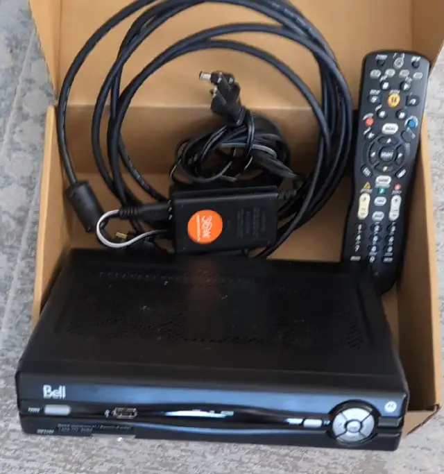 Motorola Bell VIP 2262 HD PVR Cable Box As iS in Video & TV Accessories in City of Toronto - Image 3
