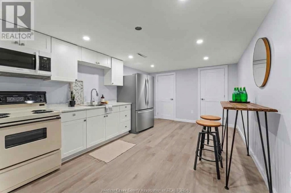 Large Unfurnished 1 bedroom Basement Apartment | Long Term Rentals ...