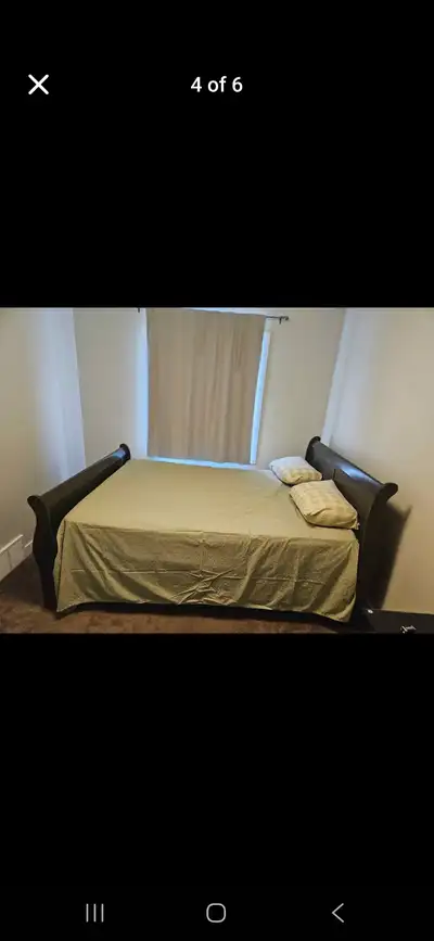 Room for rent ( roommate) close to NAIT Kingsway mall NORQUEST and downtown 10mn via bus 103 on the...