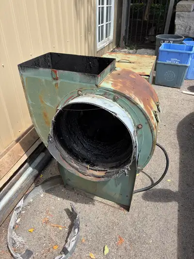 Large rooftop exhaust hood fan for restaurant Works well 3-phase motor Very powerful Needs a little...