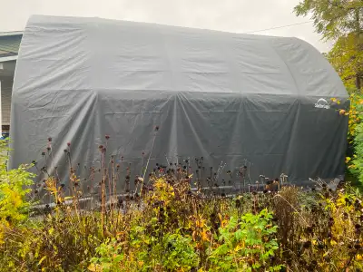 Waterproof auto shelter boat, SUV, or truck. 20 ft long by 13 feet long. It’s only a few years old....