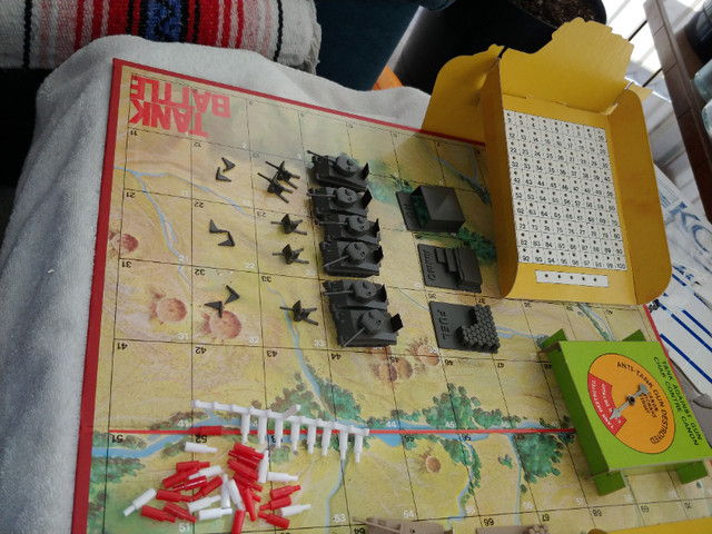 Tank Battle ( Board Game from 1970's ) in Toys & Games in Tricities/Pitt/Maple - Image 4