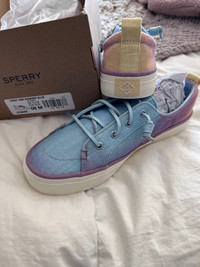 Sperry Women’s size 8 Crest Vibe Shimmer Blue 