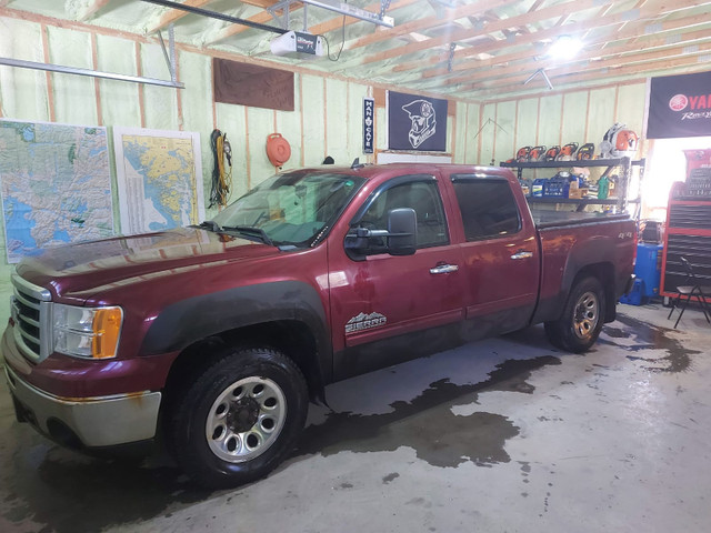 2013 GMC SIERRA 1500 4x4 in Cars & Trucks in Sudbury