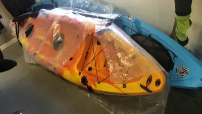 AKONA Furry KAYAK, View more
