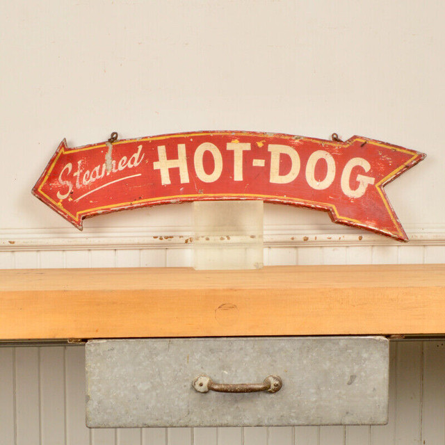 Vintage Two Sided, Hand Painted Steamed Hot Dog Sign in Arts & Collectibles in Napanee - Image 3