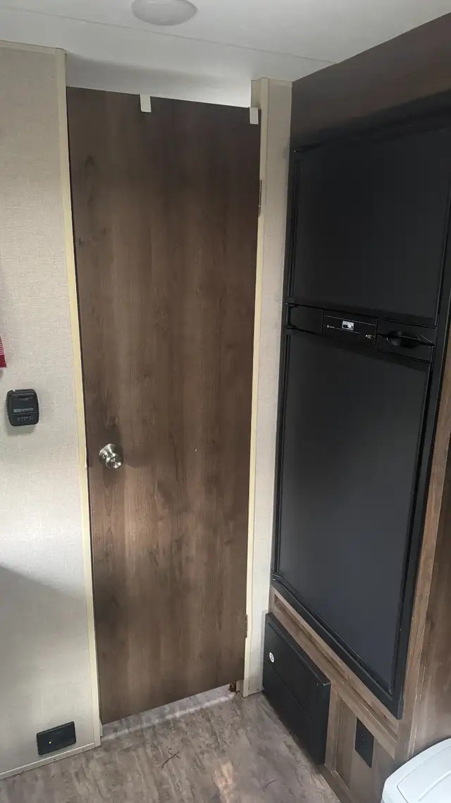 Trailer K-Z Escape 181RB 2018 used in Travel Trailers & Campers in Cape Breton - Image 6