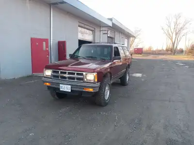 Fully rebuilt tranny by asrto transmission good shape for ages 93k And runs drive new tires On the r...