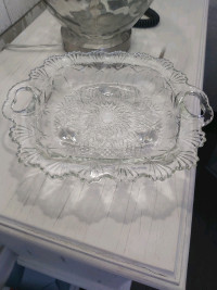 Beautiful glass tray.