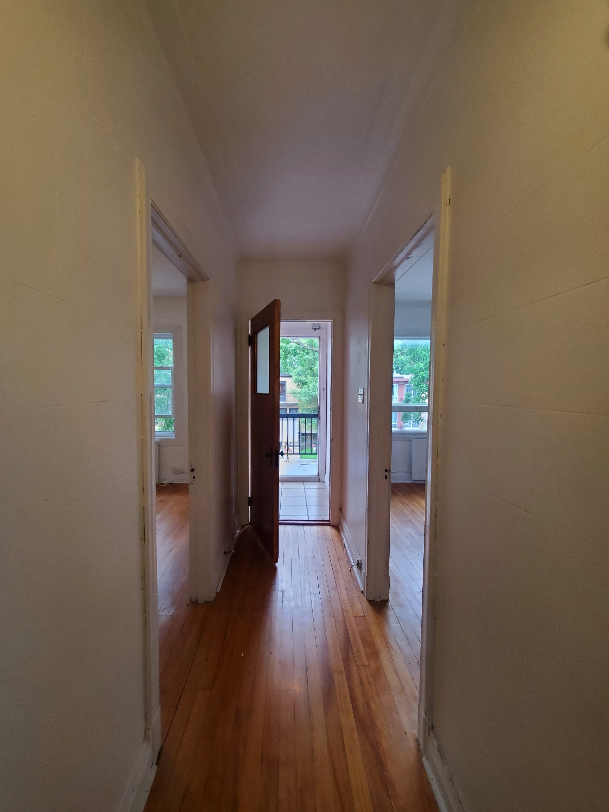 5 1/2 ensoleillé , Promenade Fleury, Au Coeur Ahuntsic, Montréal — photo 2