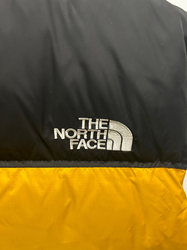 The North Face 1996 Retro Nuptse Vest in Men's in City of Toronto - Image 3