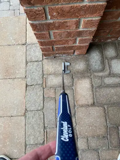 Cleveland Huntington Beach 11 putter, used 4 times. Amazing build quality, reviews are terrific. I a...