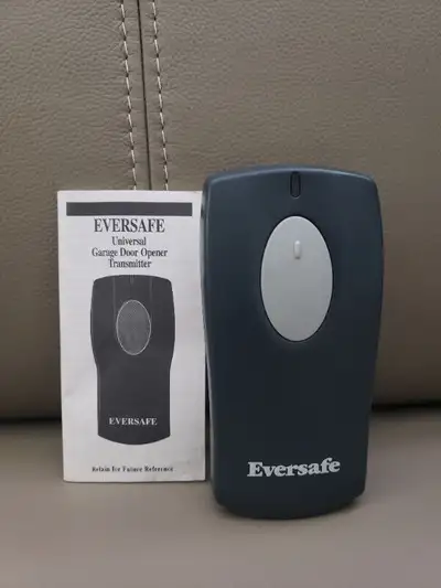 Garage Door opener  ( UNIVERSAL  ), View more