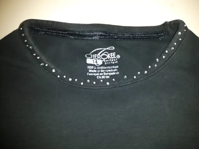 Girls Cherokee Black Top (EUC) Size 14 in Kids & Youth in Stratford - Image 4